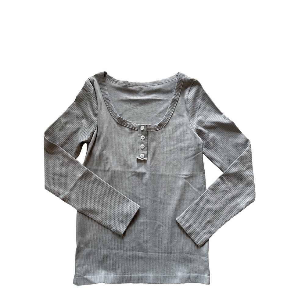 OQQ Henley‎  Seamless  GrayRibbed Button Long Sleeve Soft Sculpt Contour Small
